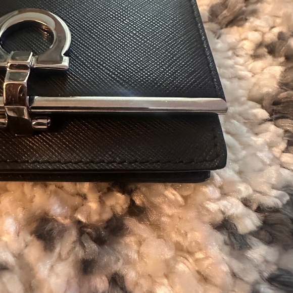 SALVATORE FERRAGAMO CARD CASE - Picture 12 of 15